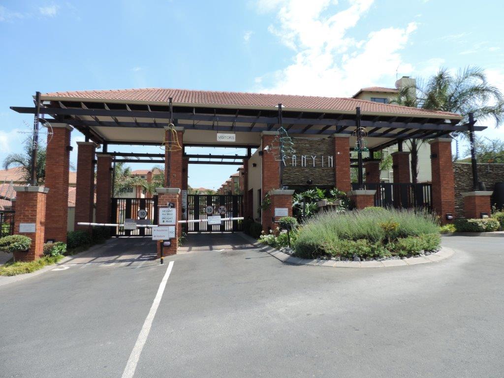 The Kanyin two bedroom garden apartment to rent