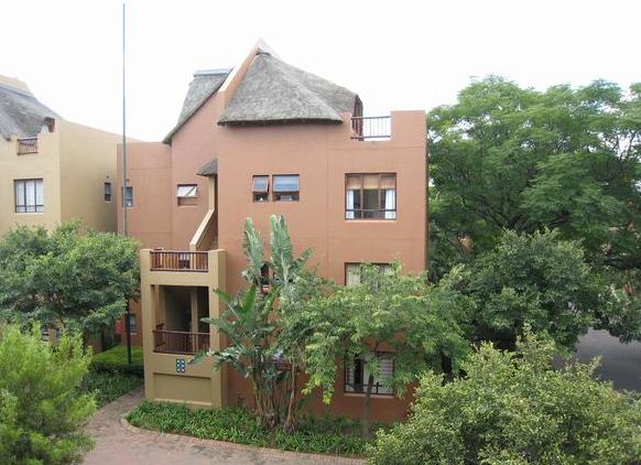 Capture Matumi Sands – 2 Bed 1 Bath – Garden Apartment – Pineslopes